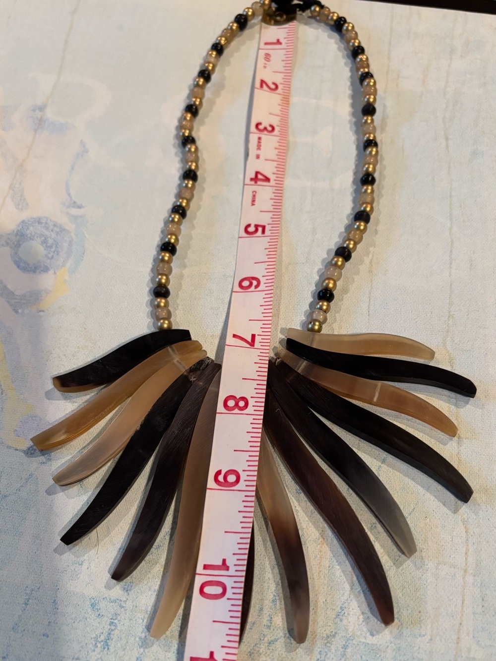Lot of 7 unique necklaces, beaded, shells, pearl beads,bronze look $23.00. - Picture 8 of 16